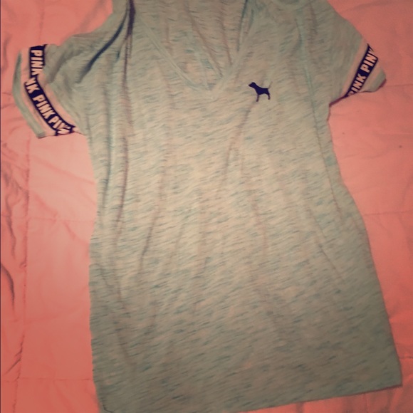 V neck Tee