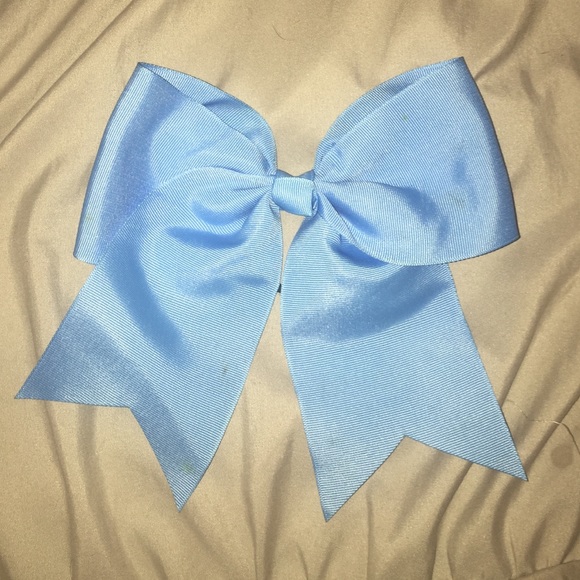Cheer bow