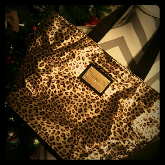 Purrrty Purse