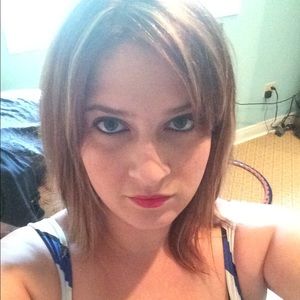 Meet your Posher, Bethany