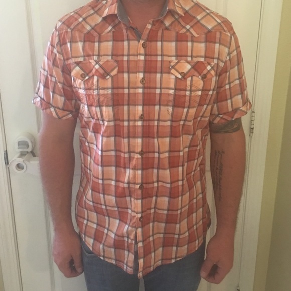 7 Diamond Short Sleeve Button Up - Picture 1 of 2