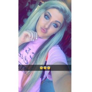 Meet your Posher, Kortney