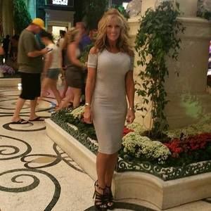 Meet your Posher, Renee