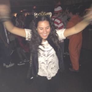 Meet your Posher, Shayna