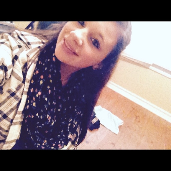 Meet your Posher, Destiny