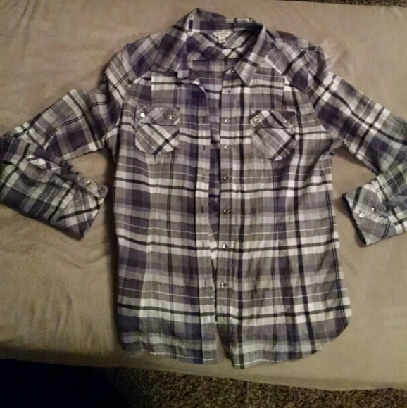 Guess flannel - Picture 1 of 2