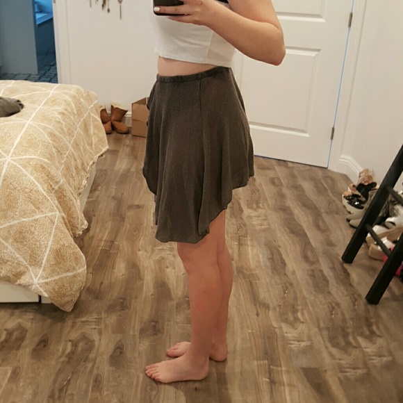 Brandy Melville Grey Sweater Skirt - Picture 4 of 4