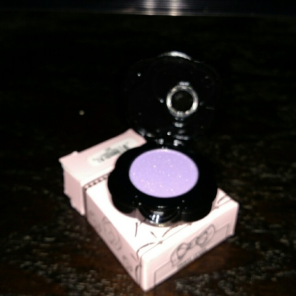 Too Faced Single Eye-shadow Mix n Match! - Picture 3 of 3