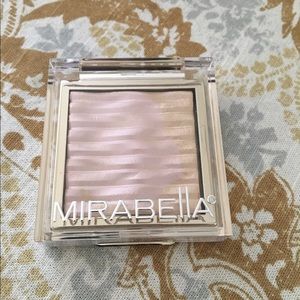 Mirabella Highlight