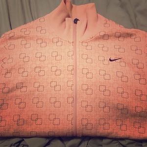Pink nike zip up ✨✨host pick✨✨