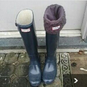 Navy hunter boots