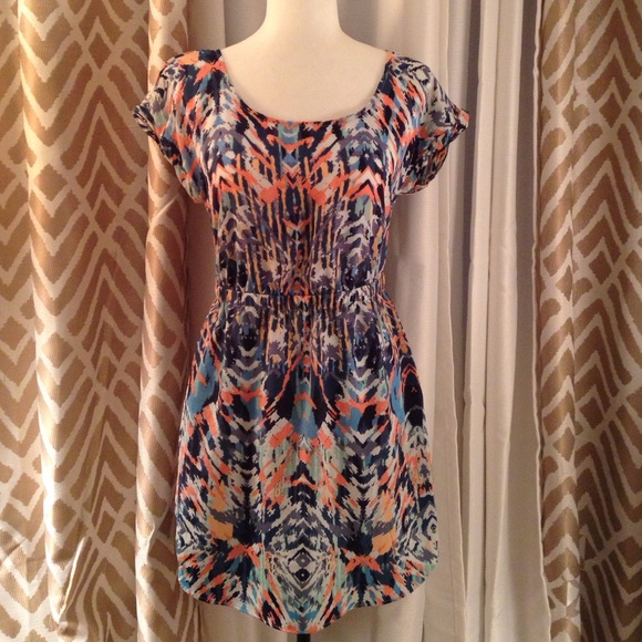 American Eagle Outfitters Dresses & Skirts - New year sale! 🍷American Eagle Multi Color Dress!