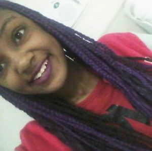 Meet your Posher, Joya