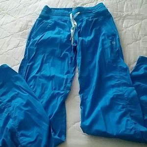 Lululemon studio unlined pant size 4 turquoise