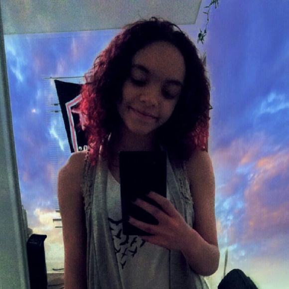 Meet your Posher, Chrissy