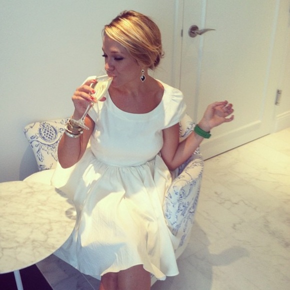 Meet your Posher, Gabe - Picture 4 of 4