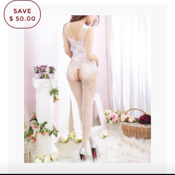 Incredibly Sexy Lace Style Crotchless Bodysuit
