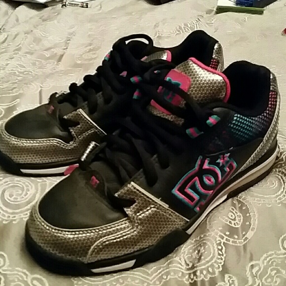DC shoes