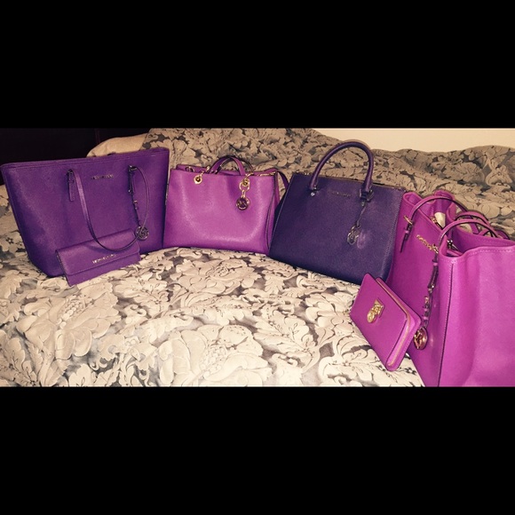 PURPLE MICHAEL KORS HANDBAGS - Picture 2 of 2