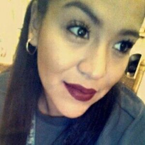 Meet your Posher, Evelyn