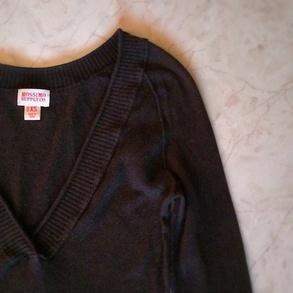 Sale🖤 Sexy Deep V-Neck Sweater
