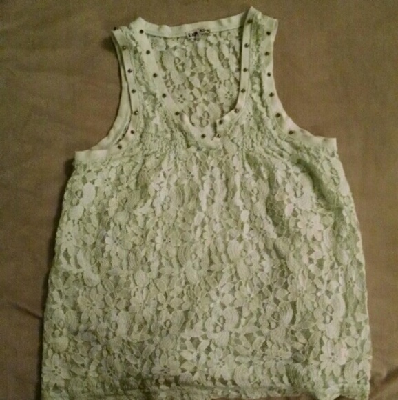 Lace express tank top - Picture 1 of 3