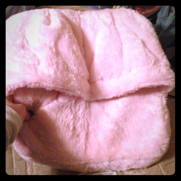 Pink foot massage 😍