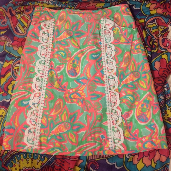 Lilly Pulitzer size 0 skirt
