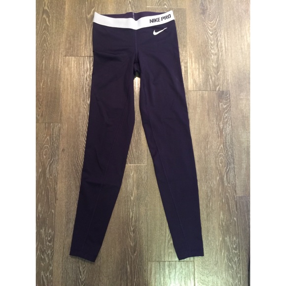 Nike Pants - Nike Pro Legging