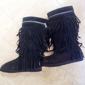 Koolaburra Serenity Fringe Boots