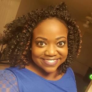 Meet your Posher, Adela