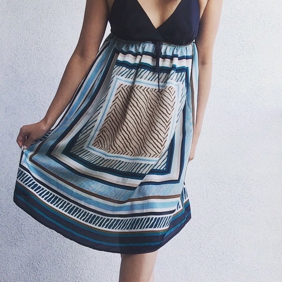 **ACCEPTING ALL OFFERS, donating by April 30** Halter midi dress