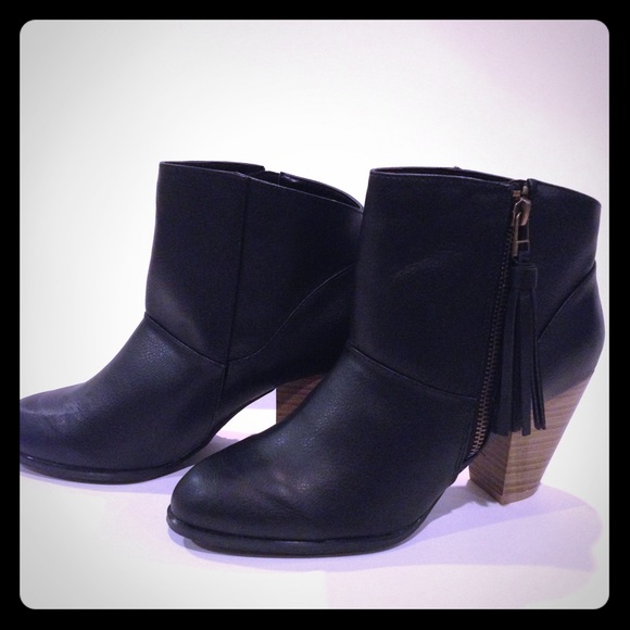 Qupid Shoes - Qupid Black Booties