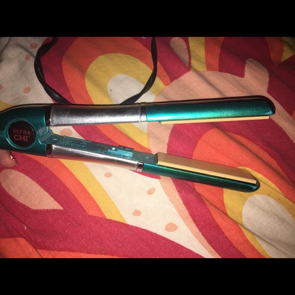 Ultra Chi Hair straightener