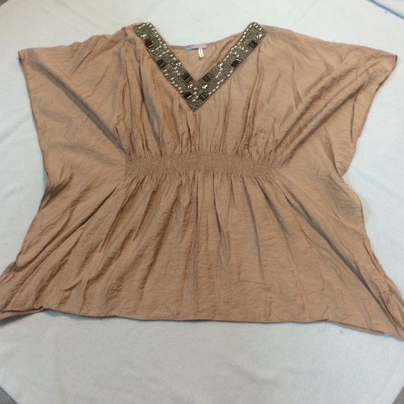Solaris s - Tan blouse v neck