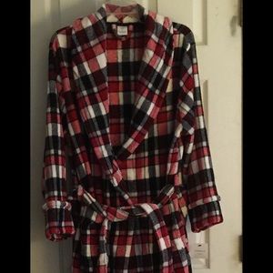 Croft & Barrow Woman Bath Robe