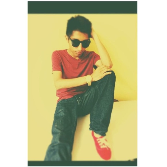 Meet your Posher, Rigo - Picture 1 of 1