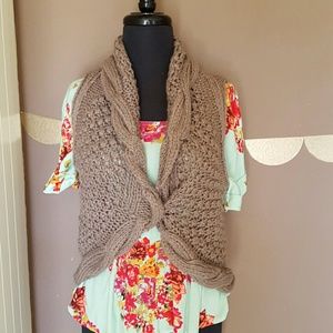 F21 Crochet  sweater vest