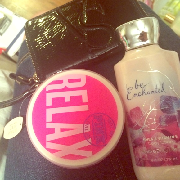 Nwt wallet from Victoria secret