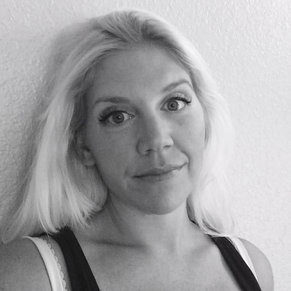 Meet your Posher, Christa - Picture 1 of 1