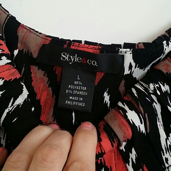 SOLD Adorable colorful style and company blouse L - Picture 2 of 4