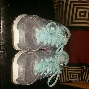 SOLD Nike size 6 sneakers