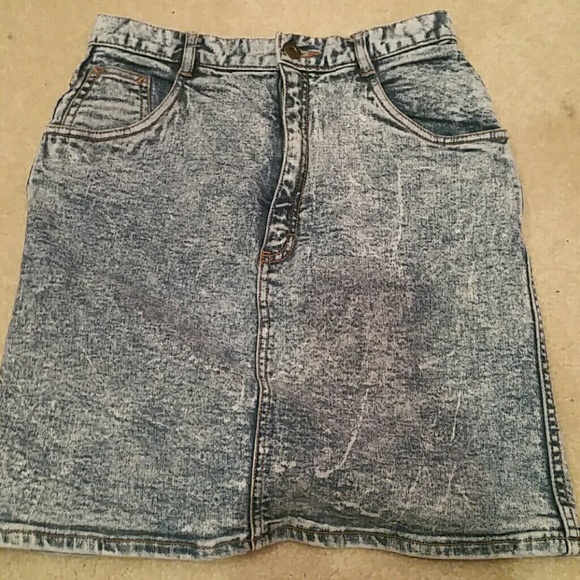 Dresses & Skirts - High waisted jean skirt