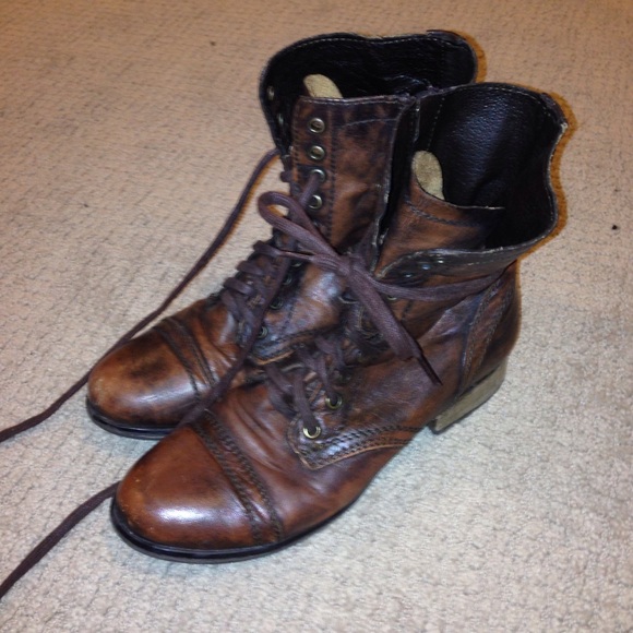 Steve Madden combat boots (troopa)
