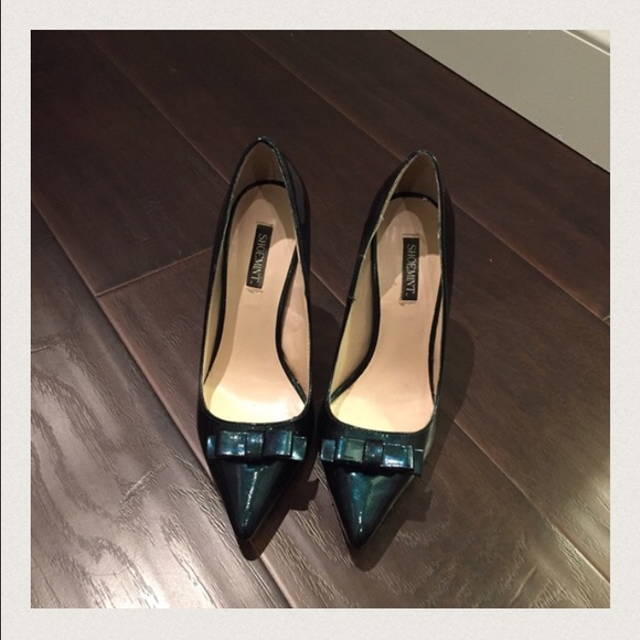 Iridescent Patent Pump w/ bow detail