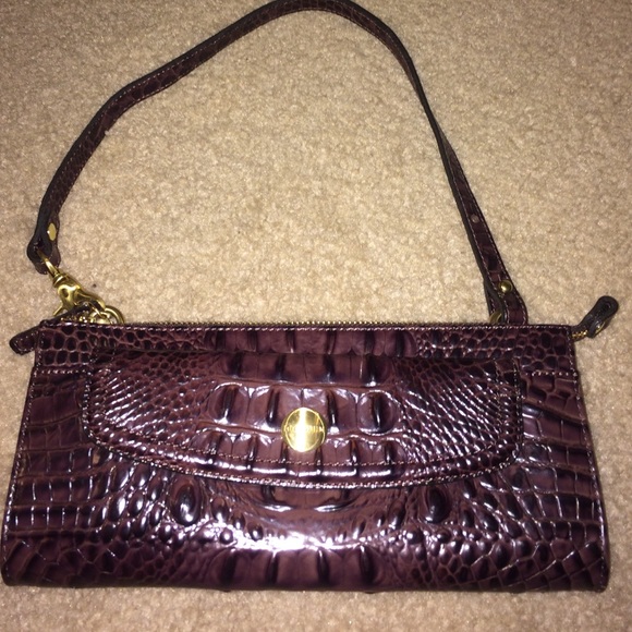 Brahmin wristlet
