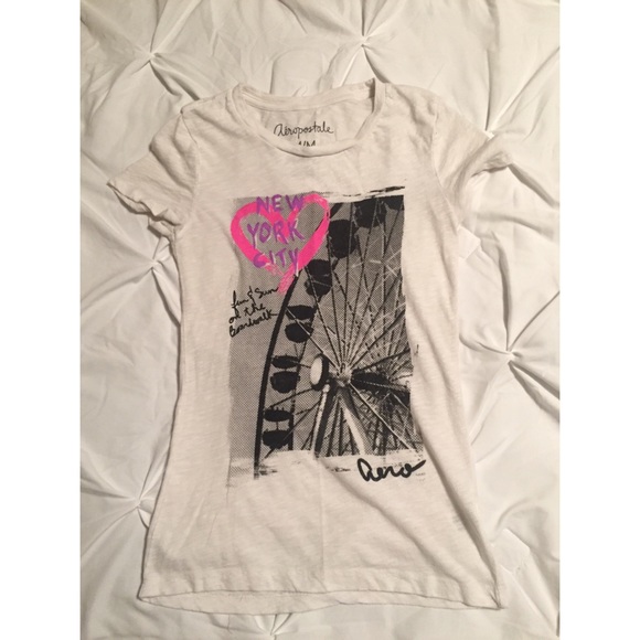 White color pop T-shirt