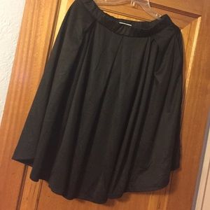 LuLaRoe black Madison skirt - Large