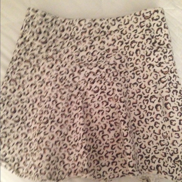 Mini leopard print skirt - Picture 1 of 3