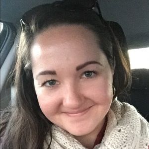 Meet your Posher, Alison